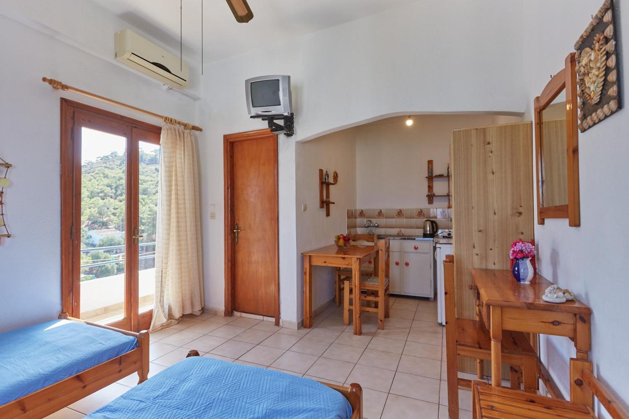 Armena Inn อาร์เมนิสทิส ภายนอก รูปภาพ